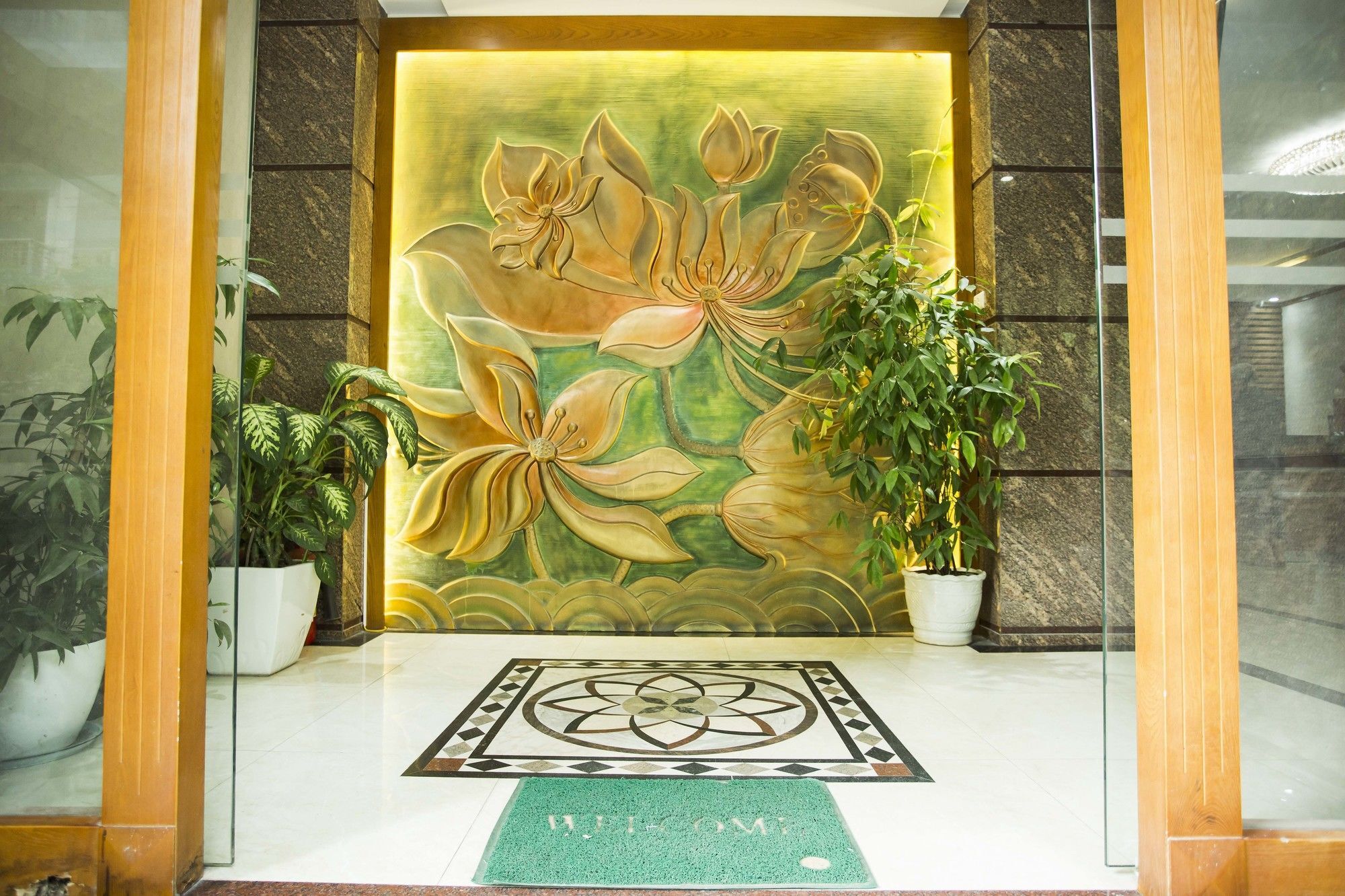 New Lotus Hotel Hanoi Eksteriør bilde